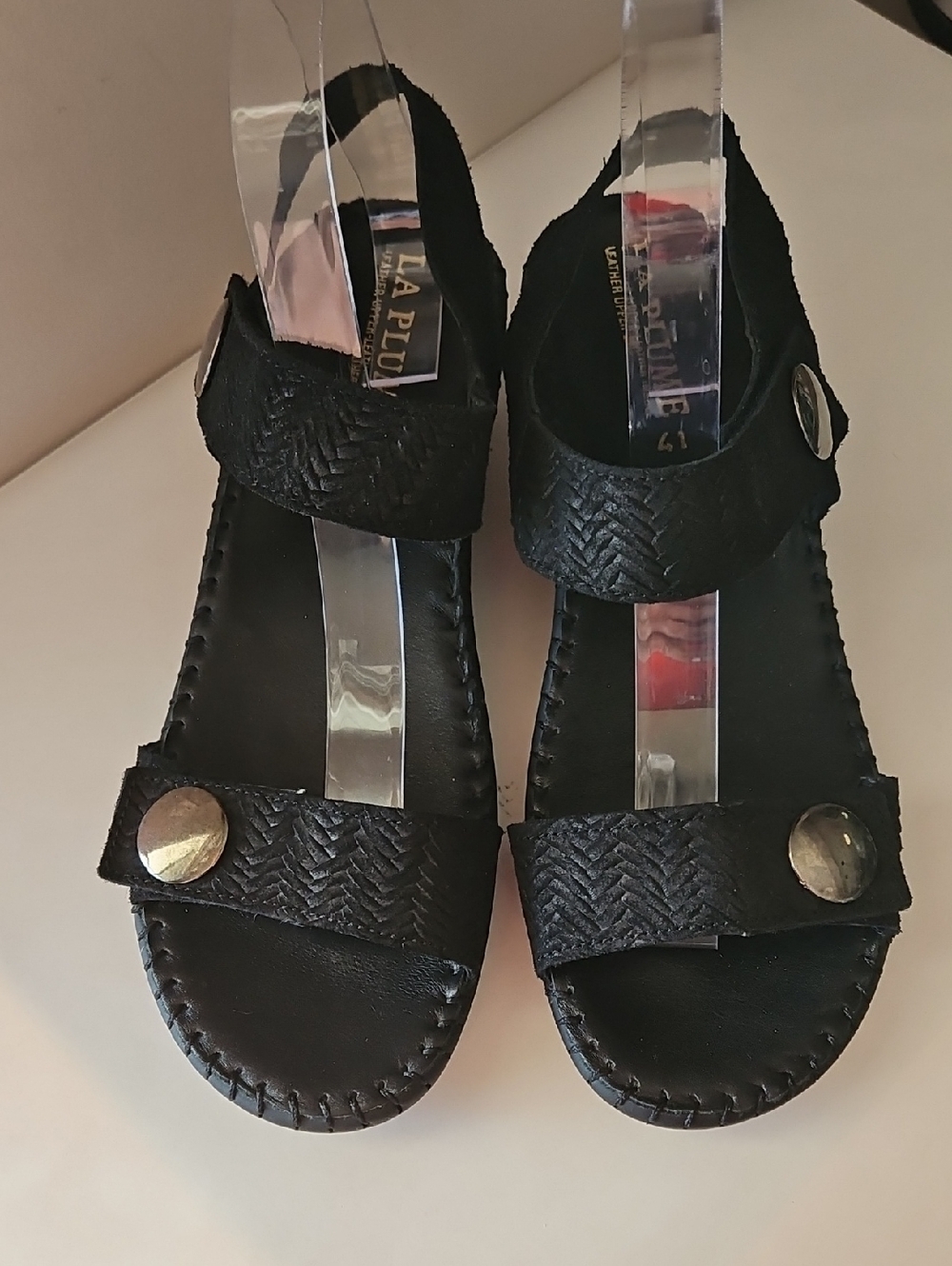 LA PLUME ABIGAIL BLACK WEDGE SANDALS (New $110)  Sz 41-10/10.5